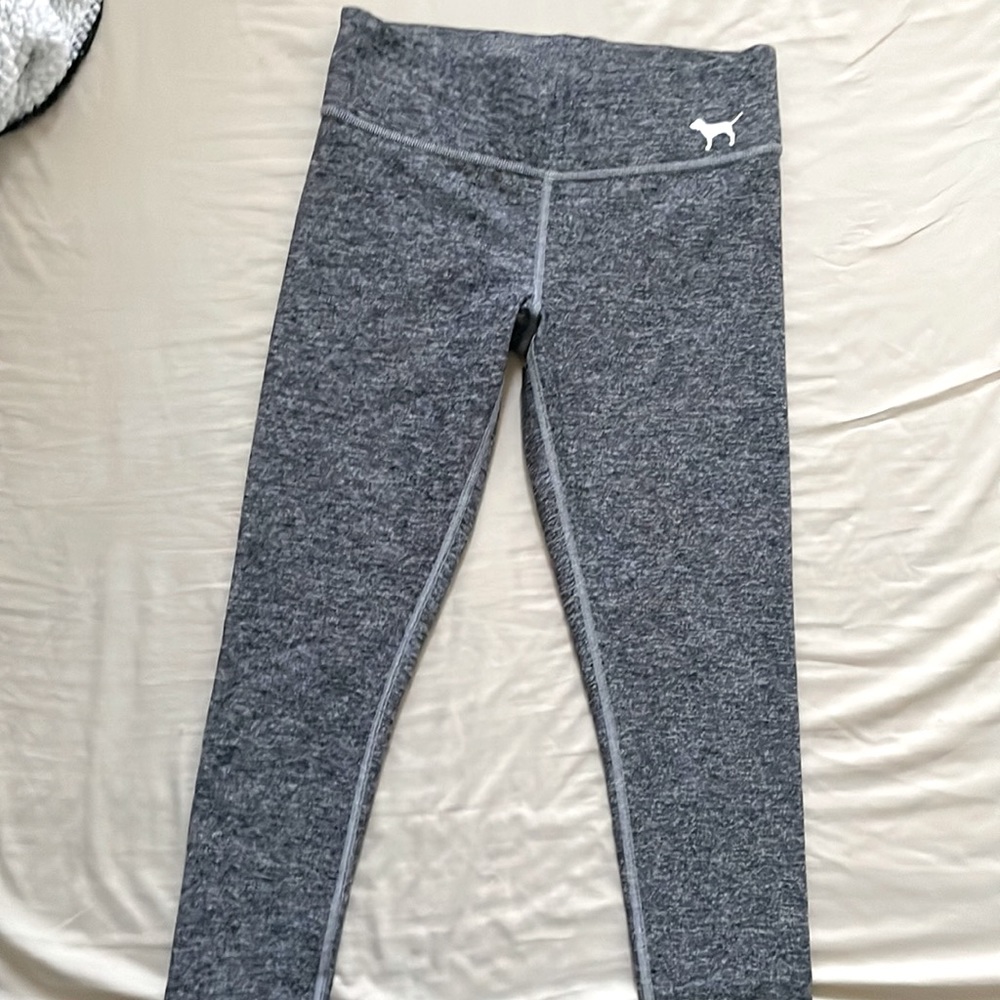 SOLD Pink yoga leggings